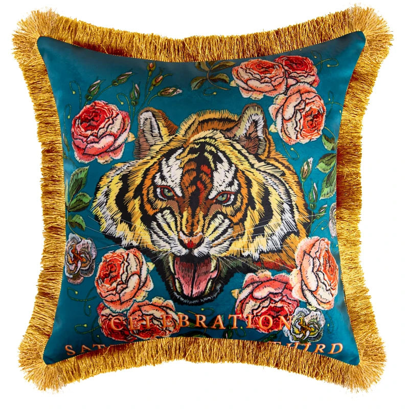 Chic Pink Velvet Leopard Cushion Cover