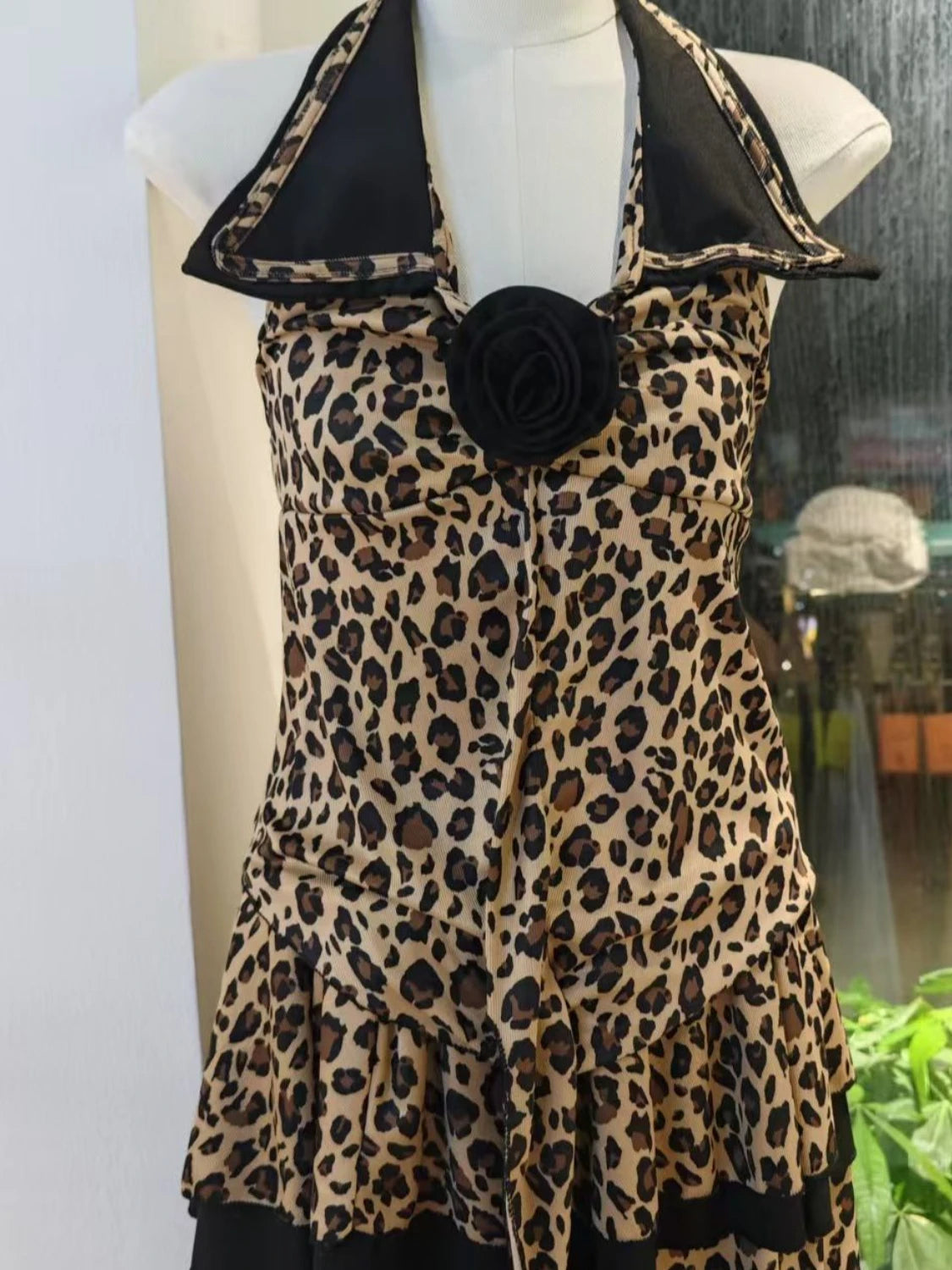 Retro Leopard Suit Collar Halter Backless Vest