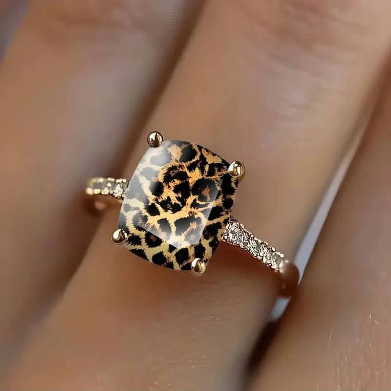 Leopard Diamond Cushion Stacking Ring