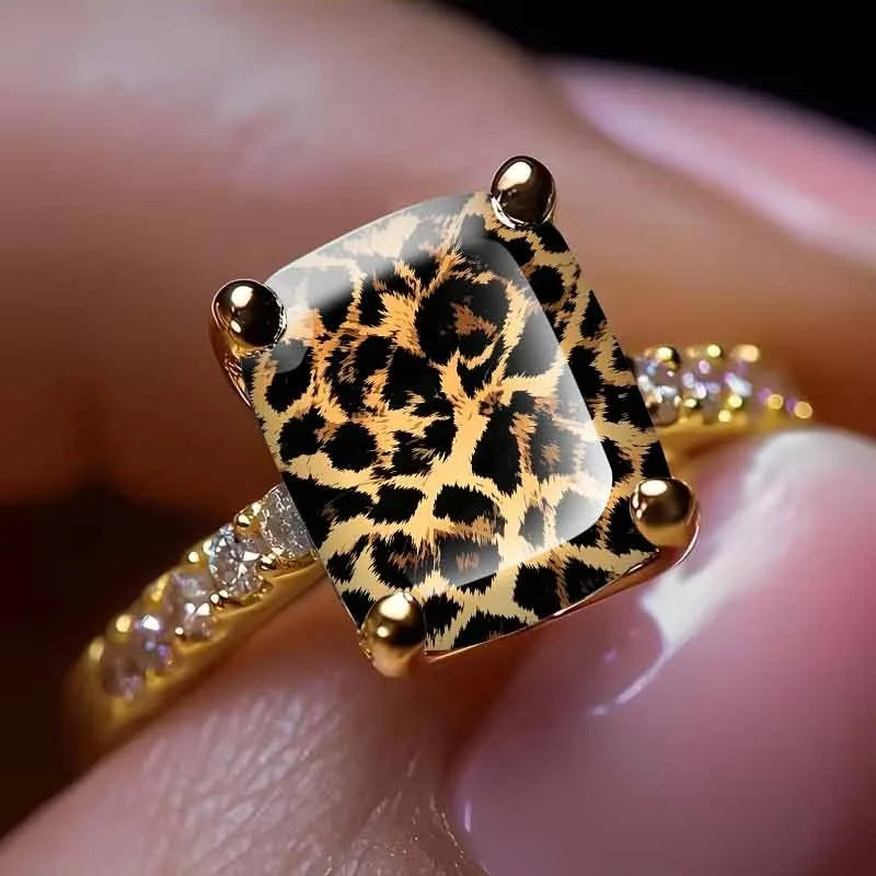 Leopard Diamond Cushion Stacking Ring